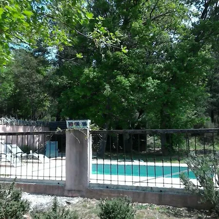 1 Piscine Commune Et 1 Piscine Privee La Sauvasse *